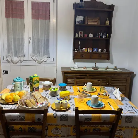 فندق مبيت وإفطار Marsiglia ساساري